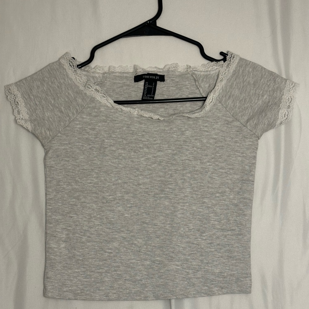 Forever 21 Light Gray Lace-Trimmed Short Sleeve Top